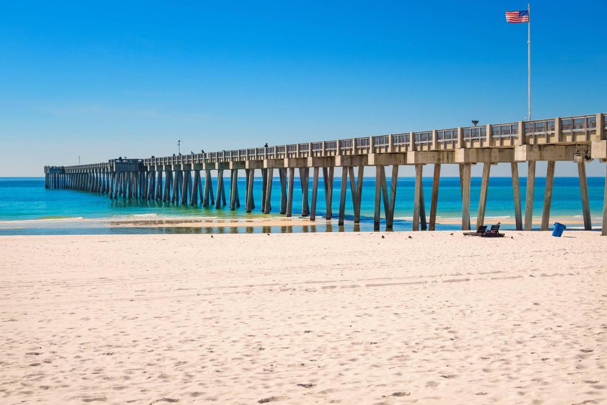 Commodore 906 * Panama City Beach